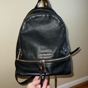 Michael Kors Black Rhea Zip Backpack in EUC Purse Pocketbook 10” x 12” x 5”